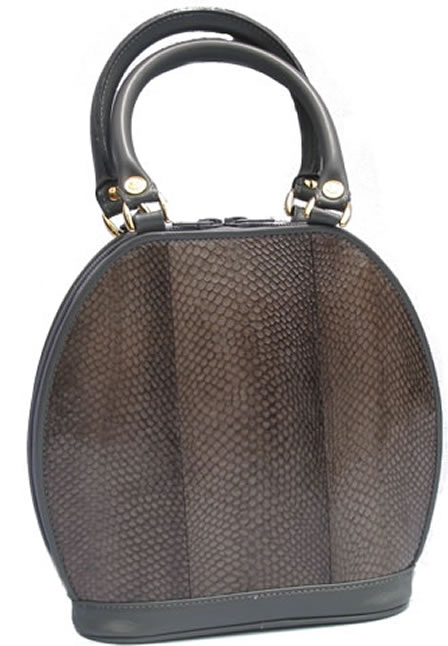 Salmon leather handbag